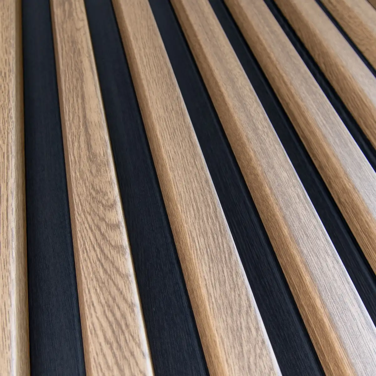 Parement Métallique Imitation Bois 20x20 LG 2500